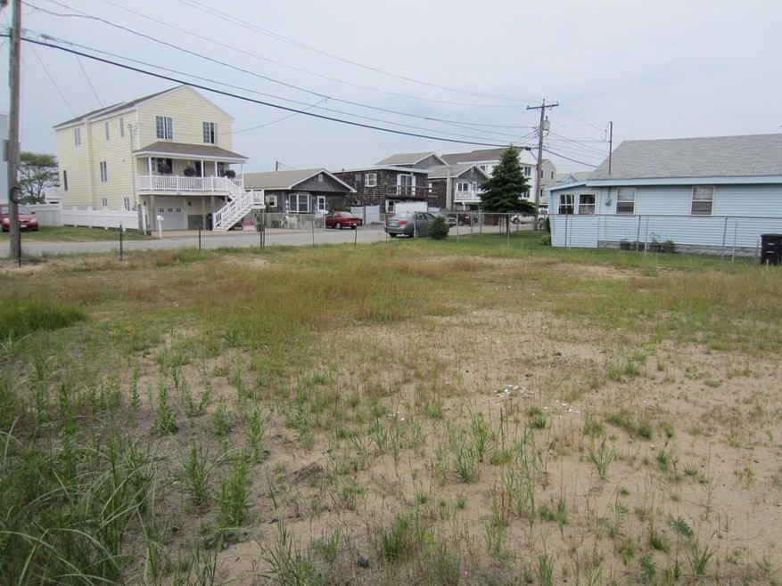 147 Cable Ave, Salisbury, MA 01952 - photo 1