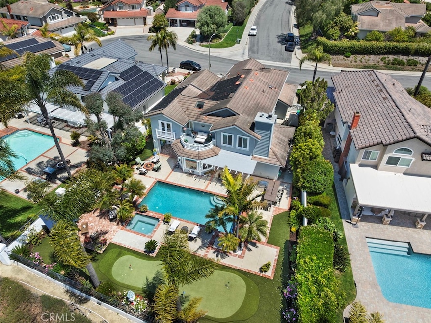 Sold $2,750,000 • Co-Listing Agent