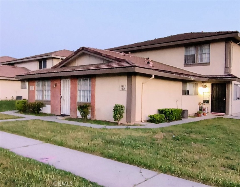 3425 Rainbow Ln, Highland, CA 92346 - photo 1