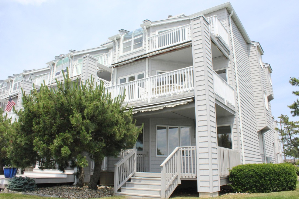 SEA 766 Ocean Ave REAR4