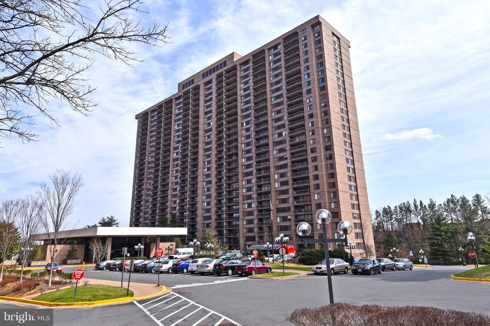 Skyline Plaza unit 1806S, Baileys Crossroads, VA 22041 - photo 1