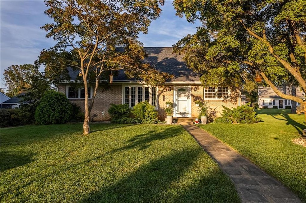 10 Old Orchard Dr, Easton, PA 18045 - photo 1