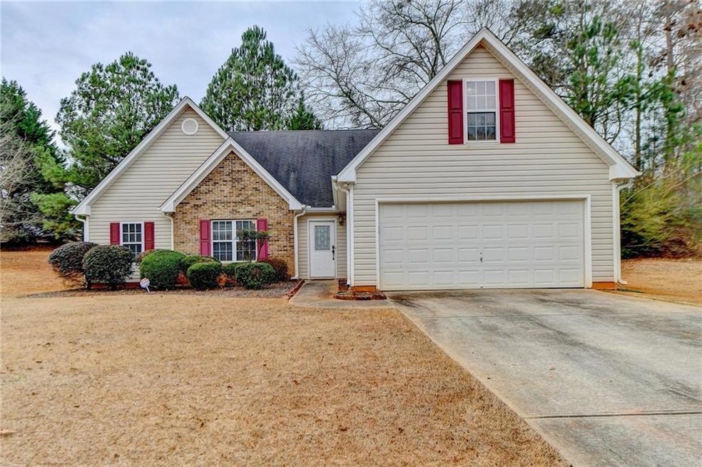 4465 Summit Heights Dr, Snellville, GA 30039 - photo 1