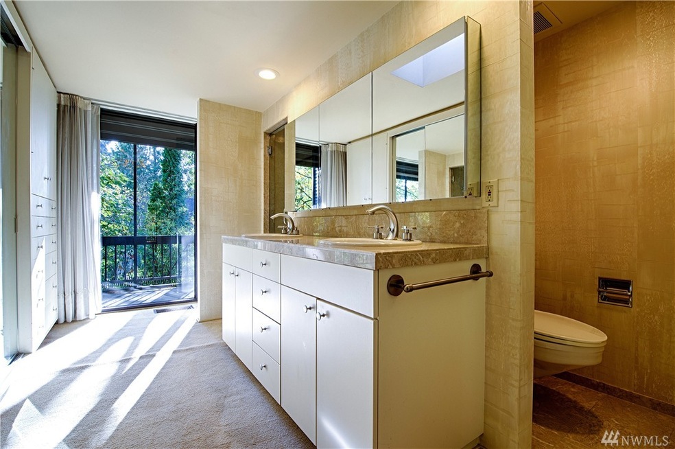 8101 SE 48th St, Mercer Island, WA 98040 - photo 1