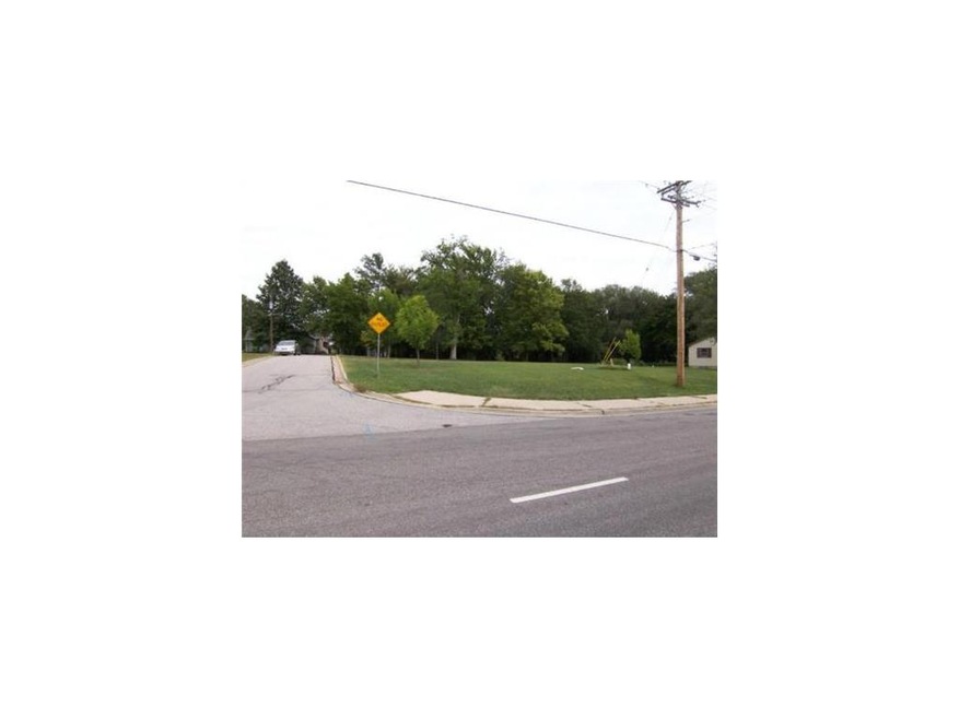 Looking at the lot from the corner of 151st St. an