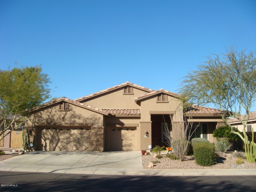 892 Powell