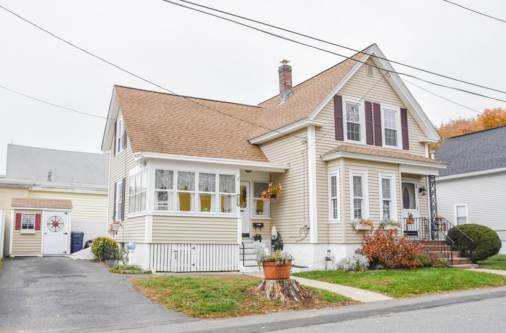 12 Upland St, Dracut, MA 01826 MLS 73179786