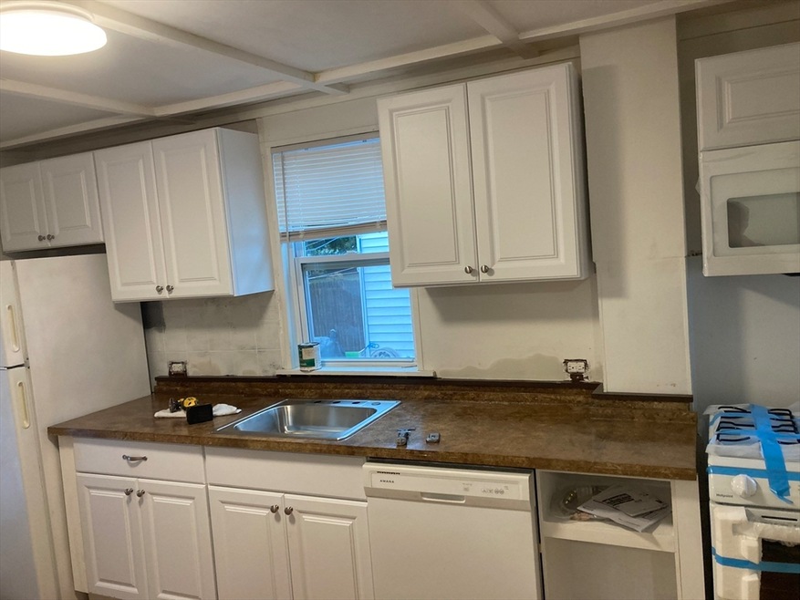 55 Clifton St unit 1, Cambridge, MA 02140 - photo 1