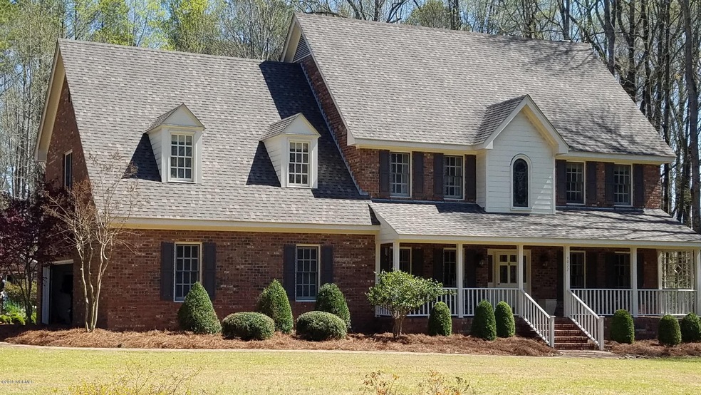 4027 Green Forest