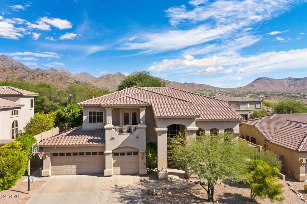 01-Aerial View of Home