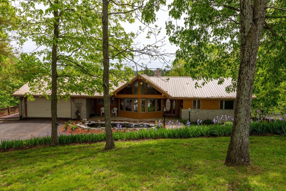 289 Lakeland Dr, Harrodsburg, KY 40330 - photo 1