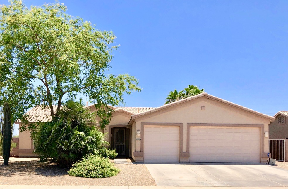 1103 E Bartlett Way