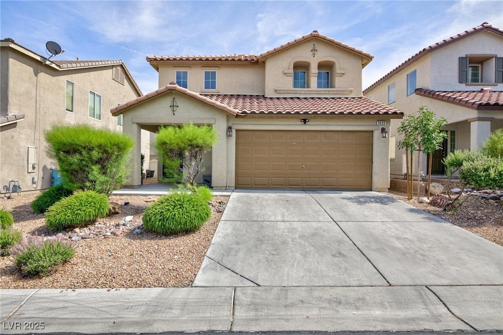 Mediterranean / spanish-style house featuring stuc