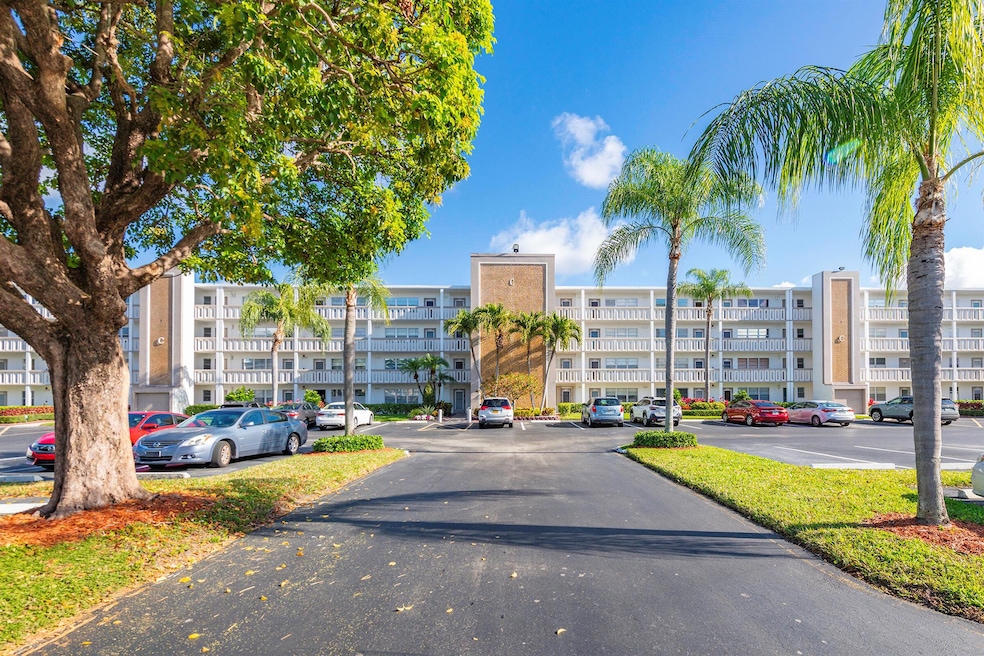 4043 Rexford C, Boca Raton, FL 33434 - photo 1