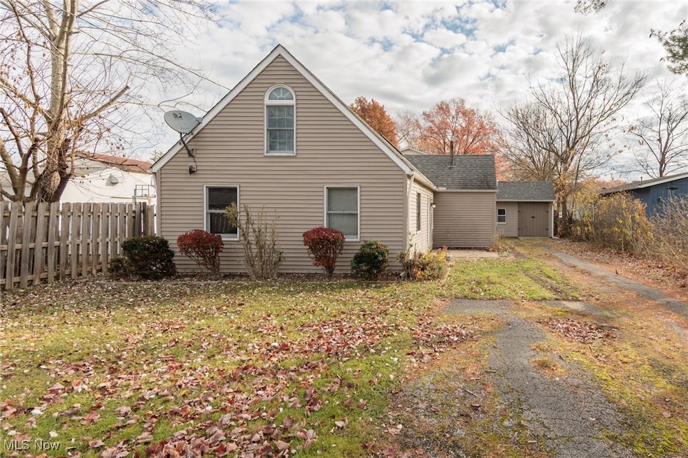 9855 Dupont Dr, Columbia Station, OH 44028 - photo 1