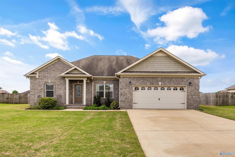 28298 Ferguson Ln, Toney, AL 35773 - photo 1