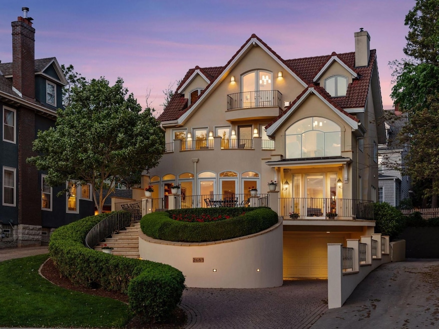 2683 E Lake of the Isles Pkwy, Minneapolis, MN 55408 - photo 1