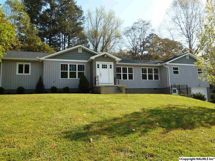 229 Riley St, Gadsden, AL 35901 - photo 1