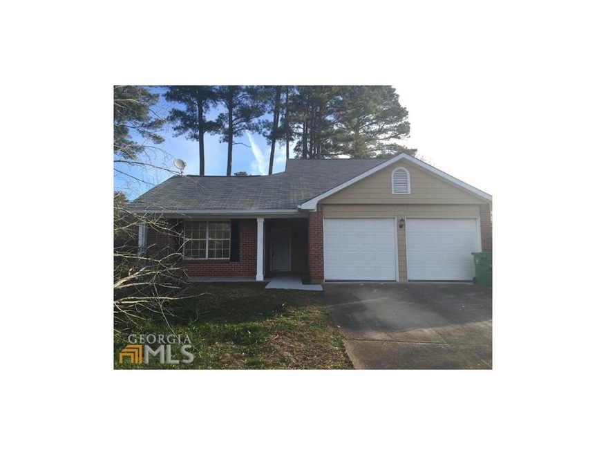 1916 Corners Cir unit 1916, Lithonia, GA 30058 - photo 1