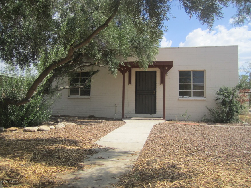 1440 Copper front of home