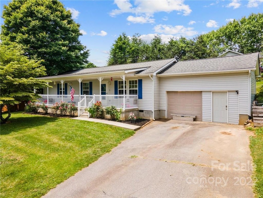 16 Sydney Ln, Asheville, NC 28806 - photo 1