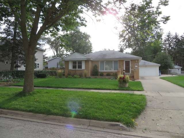 414 N Evergreen Ave, Elmhurst, IL 60126 - photo 1