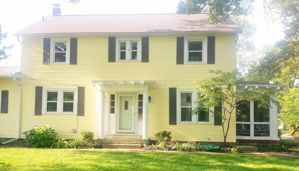 774 S Cassingham Rd, Columbus, OH 43209 - photo 1