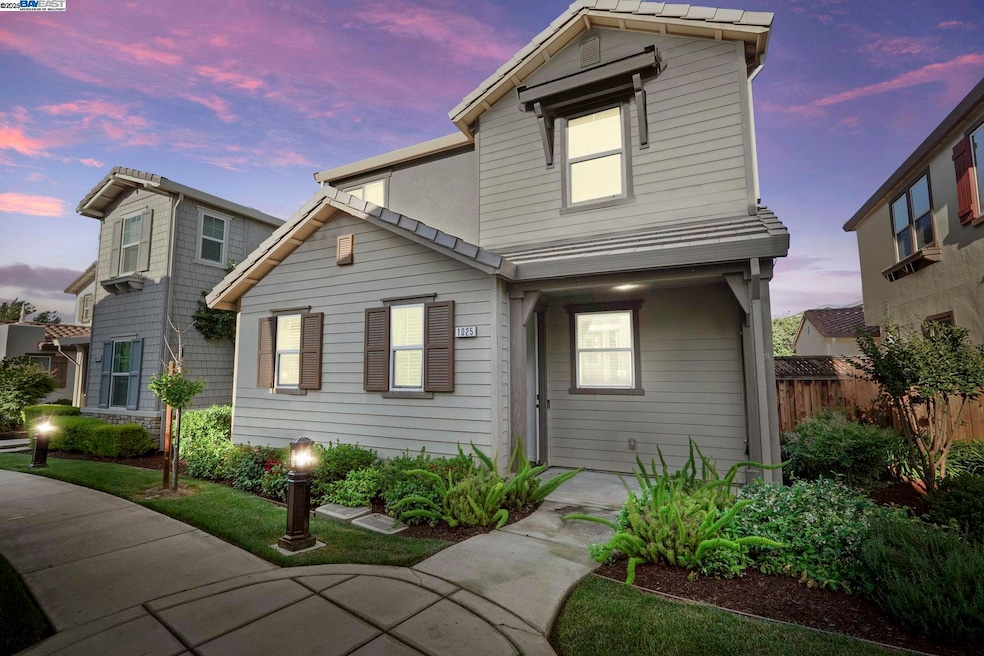 1025 S Fowler Ln, Tracy, CA 95391 - photo 1