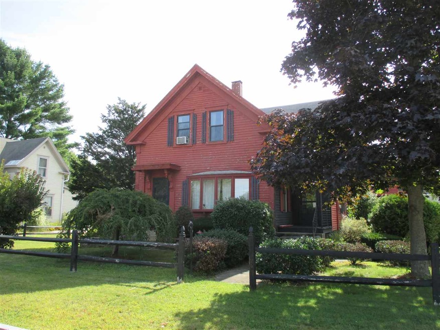 23 Green St, Rochester, NH 03868 - photo 1