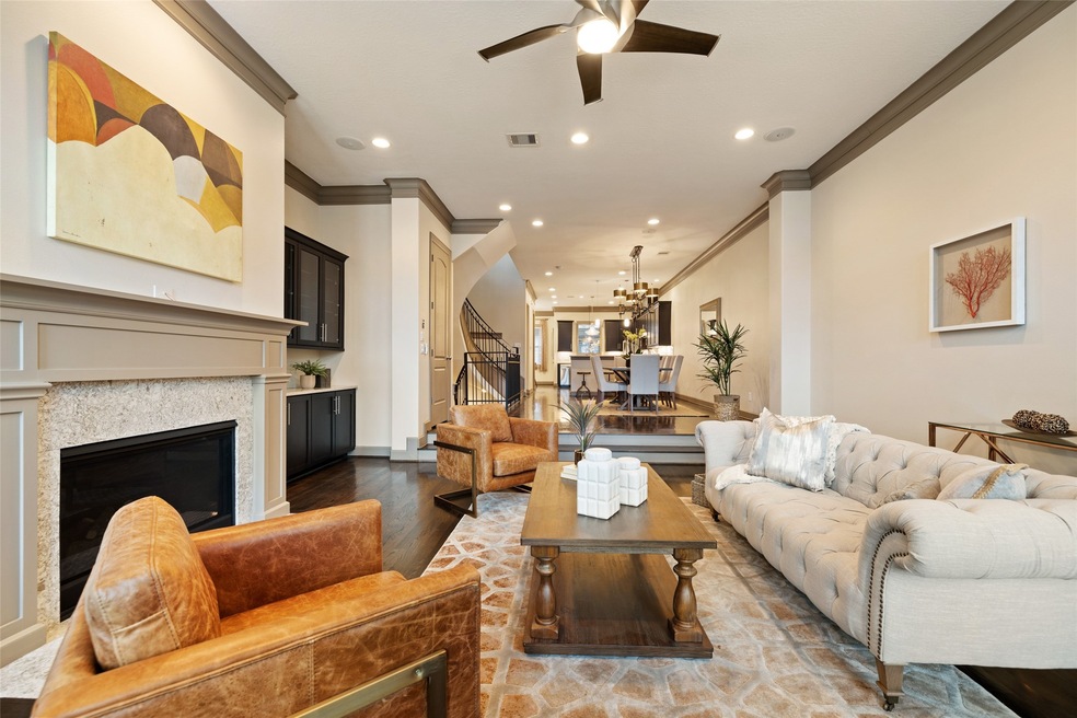 2413 Mcduffie St, Houston, TX 77019 - photo 1