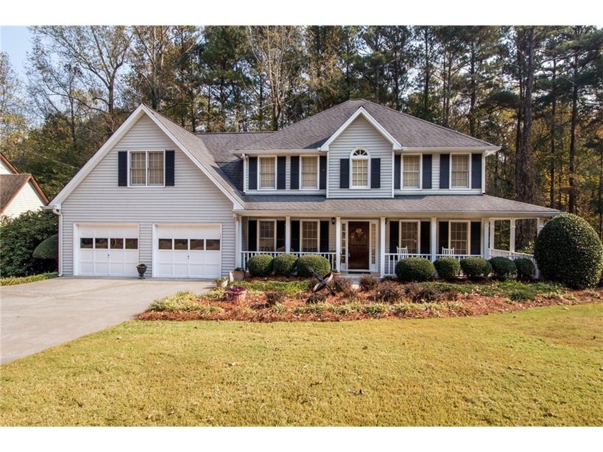 BEAUTIFUL FIVE BEDROOM HOME IN THORNWOOD