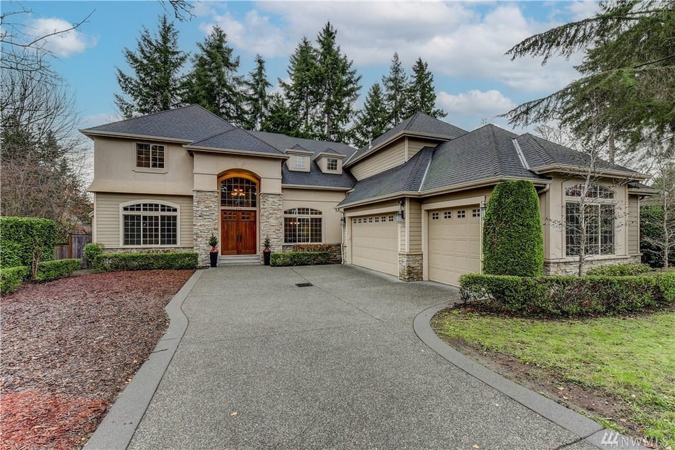 8458 SE 36th St, Mercer Island, WA 98040 - photo 1