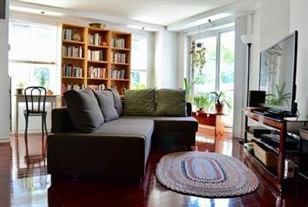 Bay Square unit 316, Cambridge, MA 02139 - photo 1