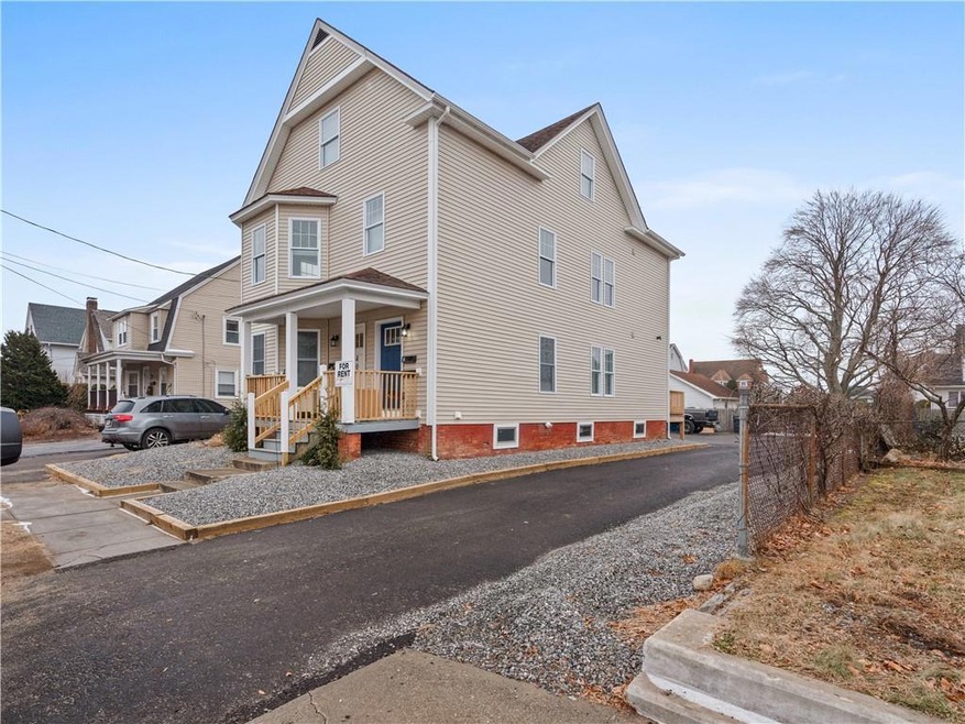 40 Hawthorne Ave unit 2, Cranston, RI 02910 - photo 1