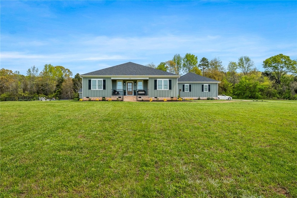 250 Martin Ln, Pendleton, SC 29670 - photo 1