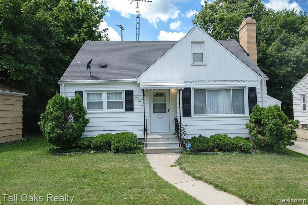 426 S Vernon Ave, Flint, MI 48503 - photo 1