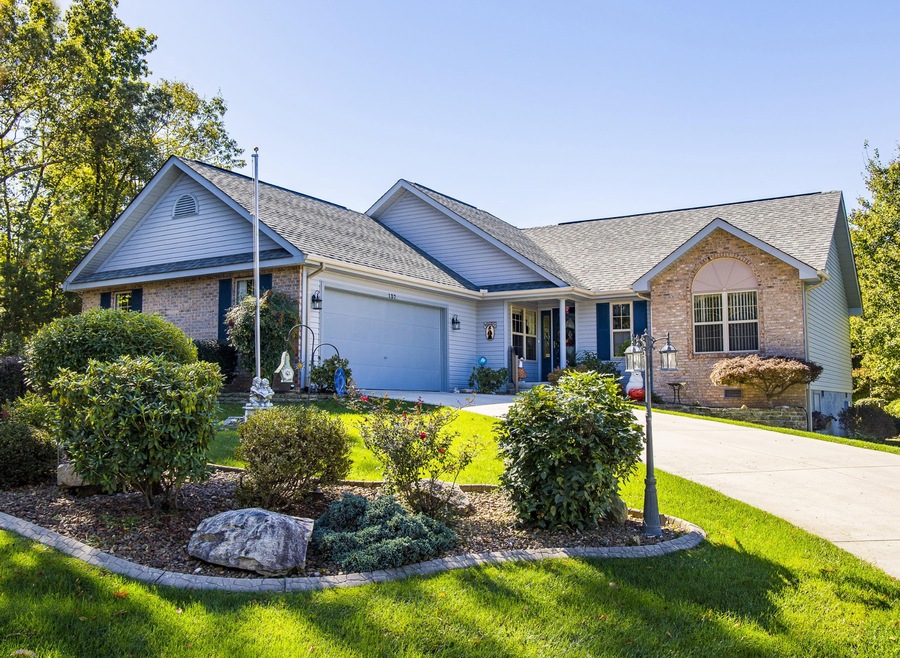 137 Trentwood Dr, Crossville, TN 38558 - photo 1