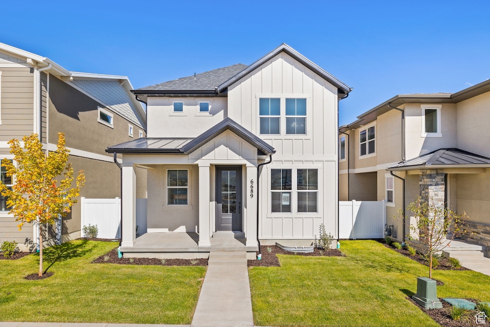 For Sale $626,500 • Co-Listing Agent