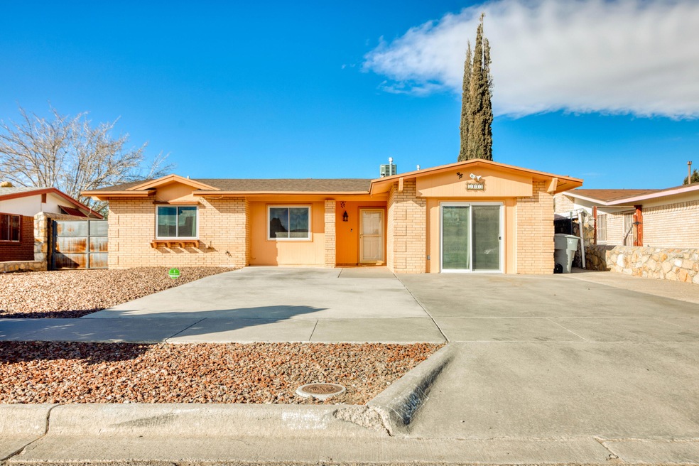 3413 Wayside (Front)