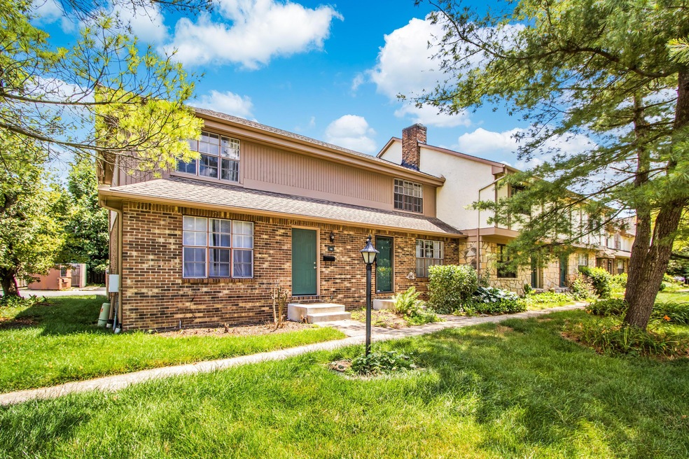 118 Stornoway Drive East-1.jpg-FULL