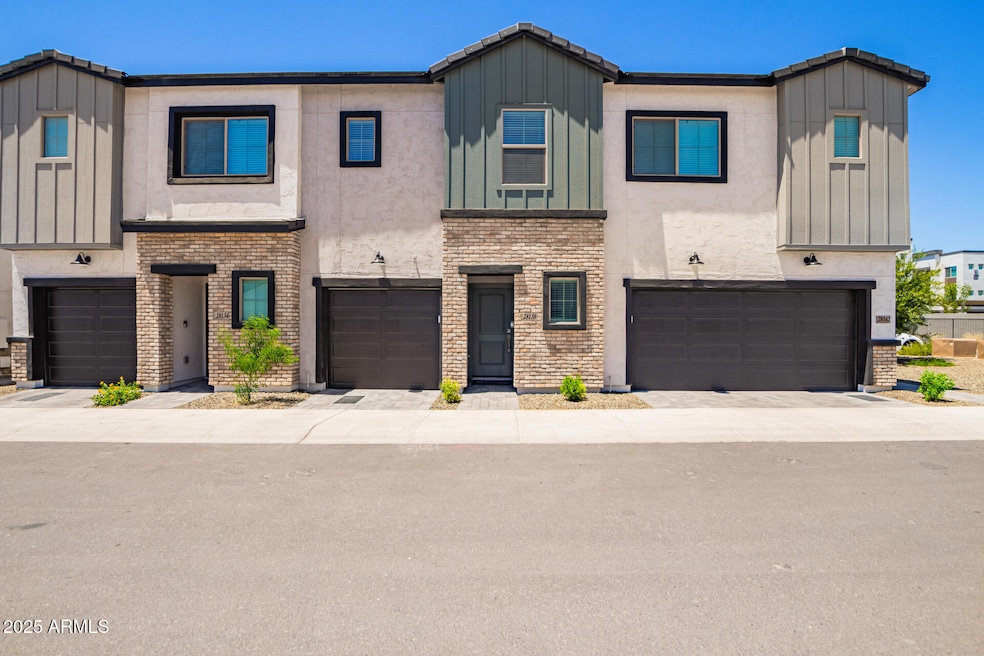 For Sale $399,900 • Co-Listing Agent