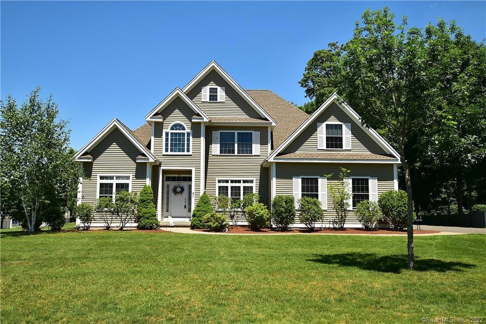 156 Bentley Dr, Manchester, CT 06042 - photo 1