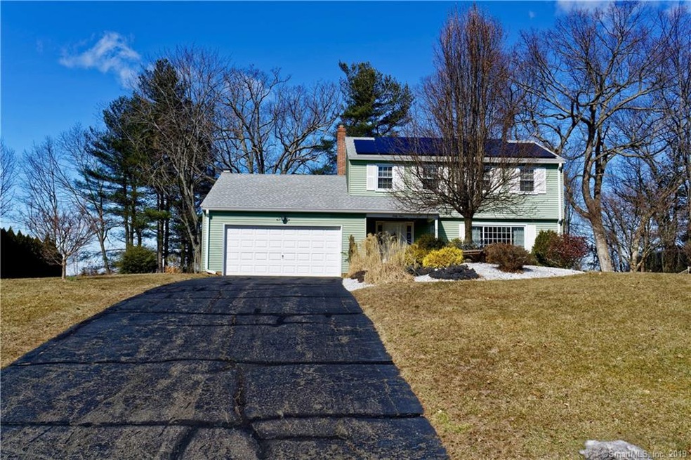 65 Montclair Dr, Manchester, CT 06042 - photo 1