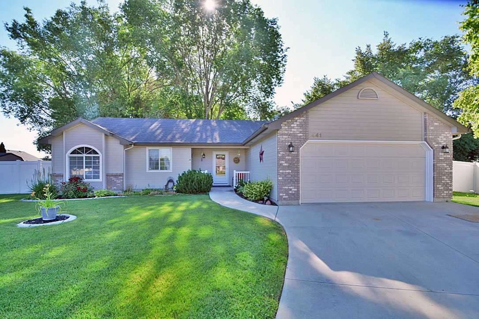 441 Autumn Dr, Nampa, ID 83686 - photo 1
