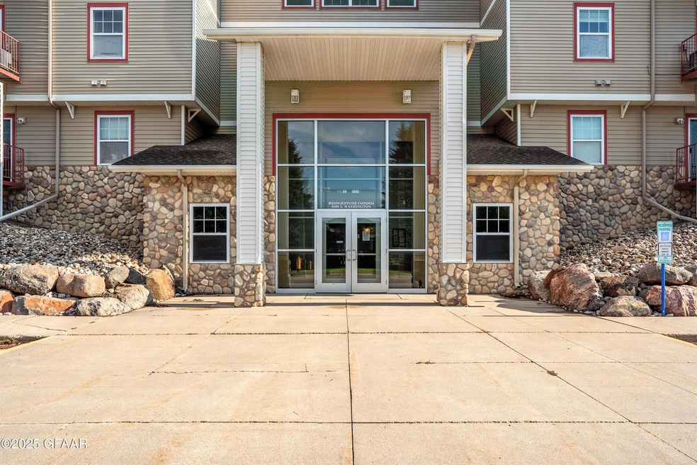 Bridgestone unit 208, Grand Forks, ND 58201 - photo 1