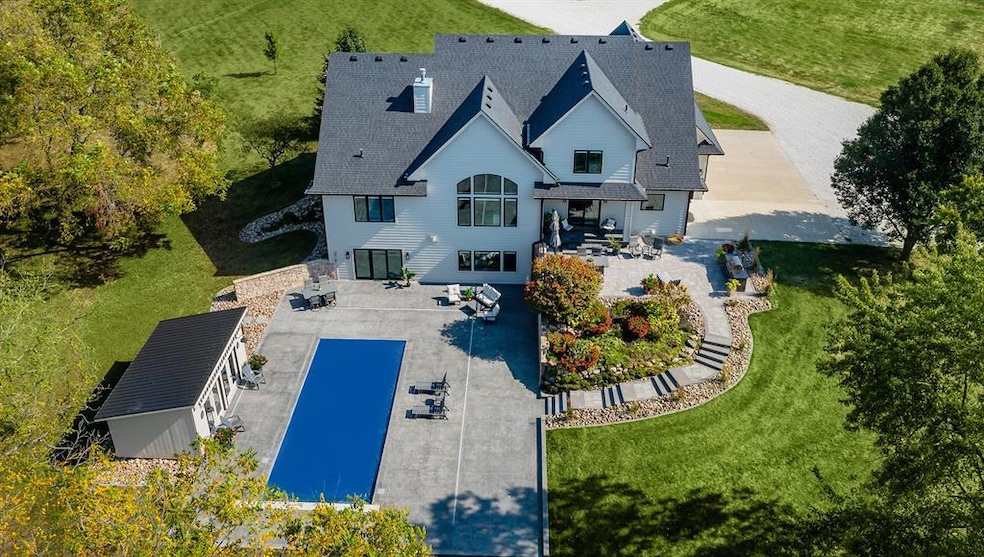 1878 158th Ct, Earlham, IA 50072 - photo 1