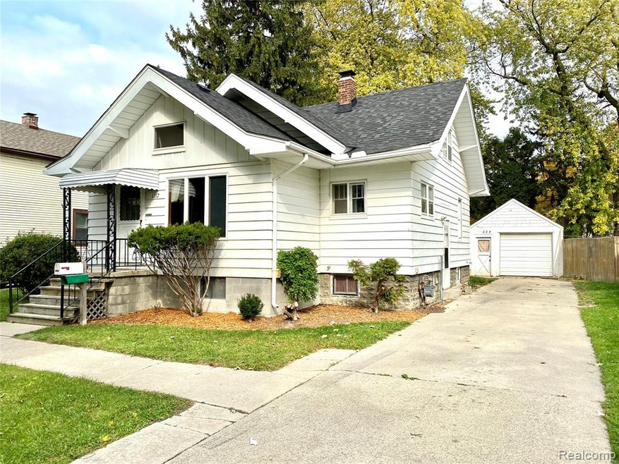 1117 Union St, Port Huron, MI 48060 - photo 1