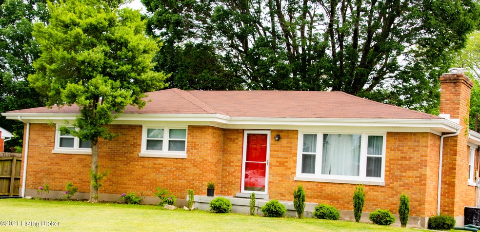 8002 Red Bud Hill Dr, Louisville, KY 40228 - photo 1