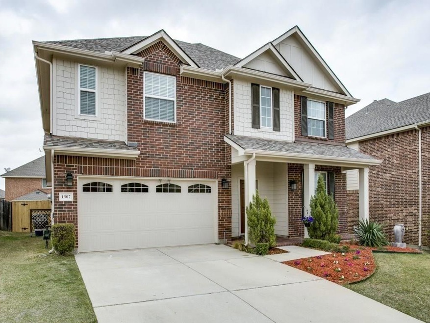 1307 Cedar Branch Dr, Wylie, TX 75098 - photo 1