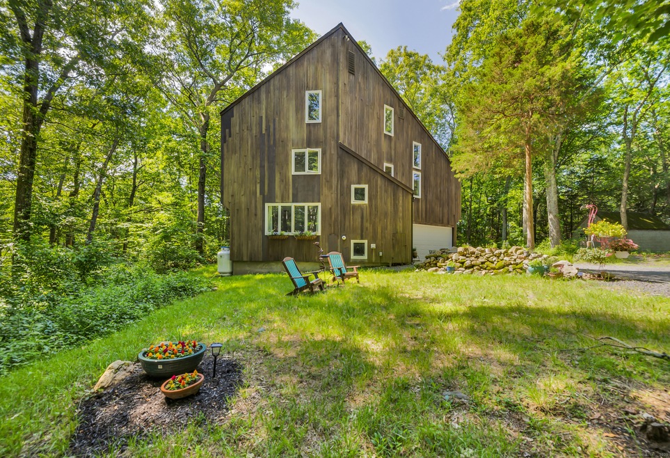 80 Deer Ln, Guilford, CT 06437 - photo 1